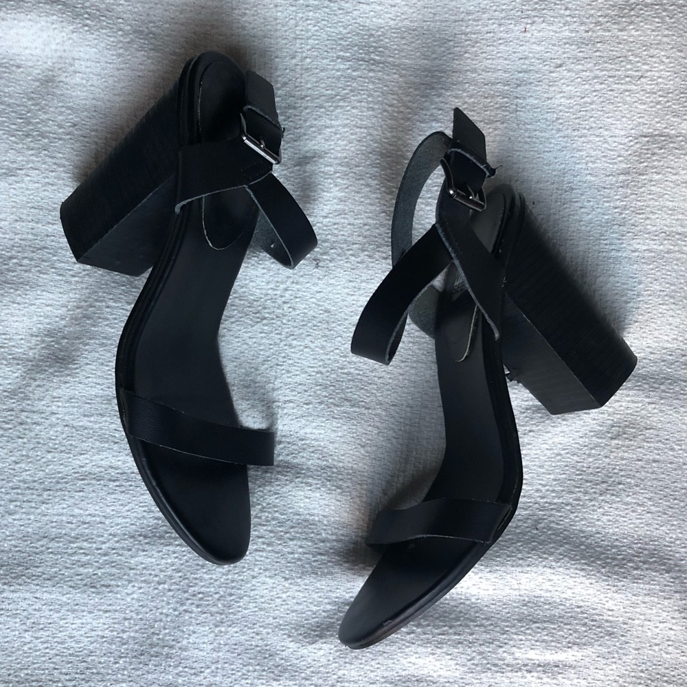 We Who See Wylde Platform Sandal